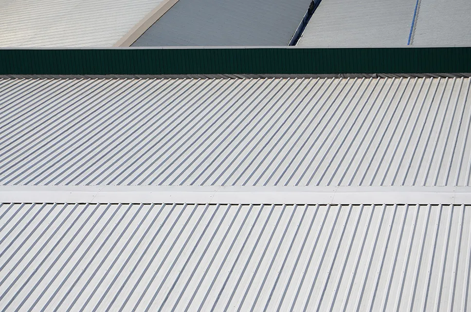 metal roofing contractors